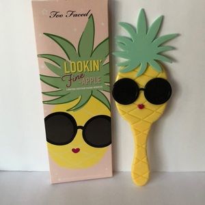 Too Faced Limited Edition Hand Mirror